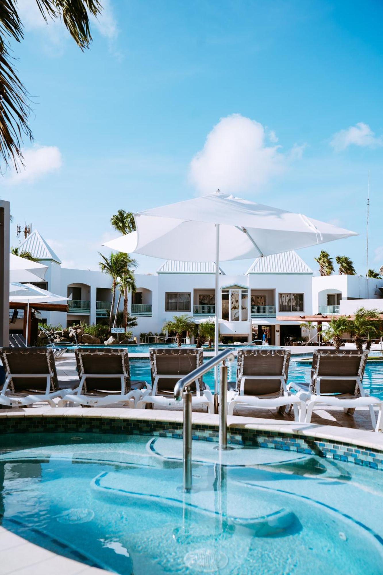 The Mill Resort And Suites Palm Beach Bagian luar foto