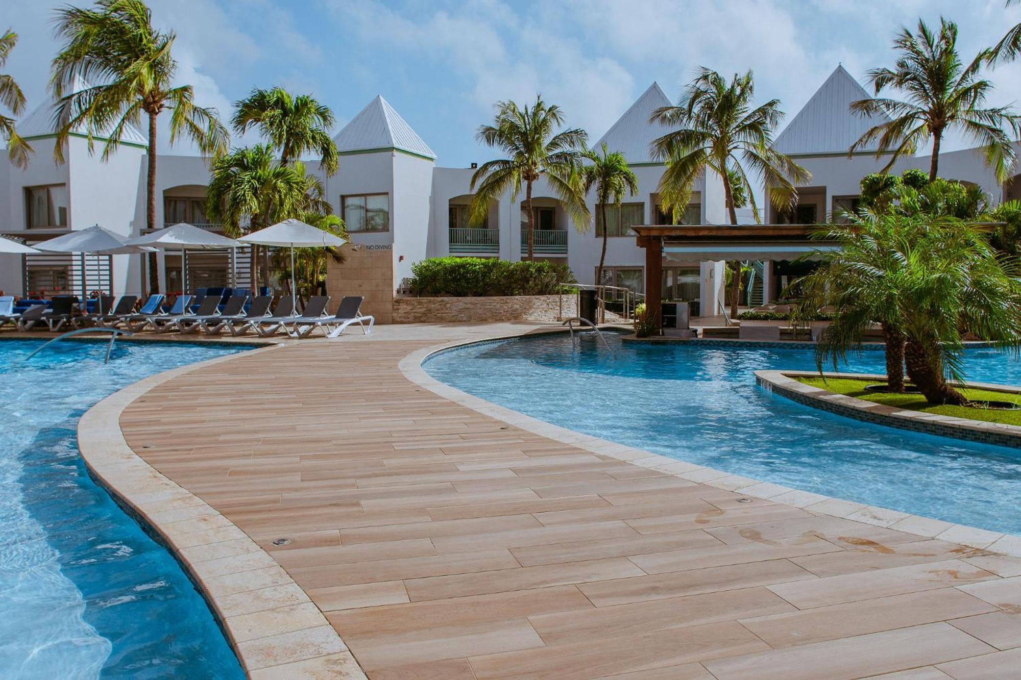 The Mill Resort And Suites Palm Beach Bagian luar foto